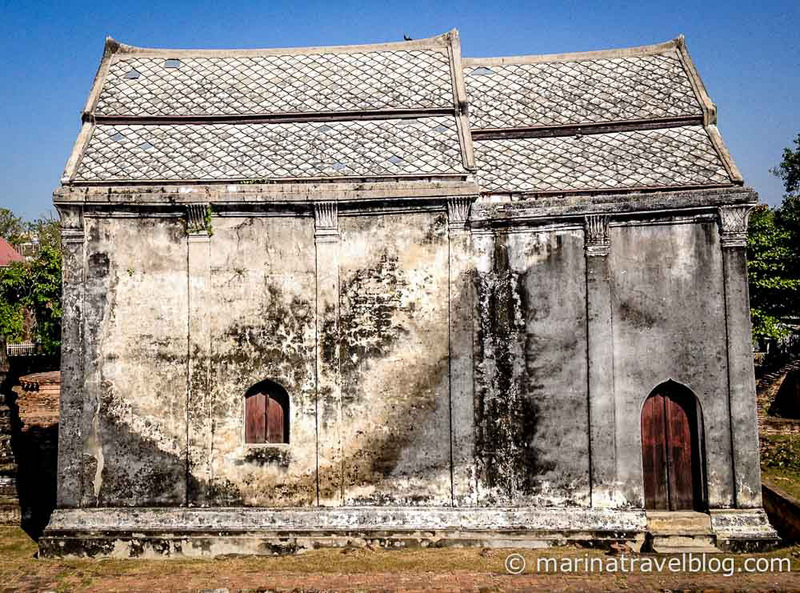 Лопбури (Lopburi) - город обезьян