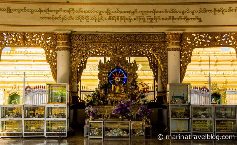 Мьянма: пагода Кутодав в Мандалае (Kuthodaw Pagoda)