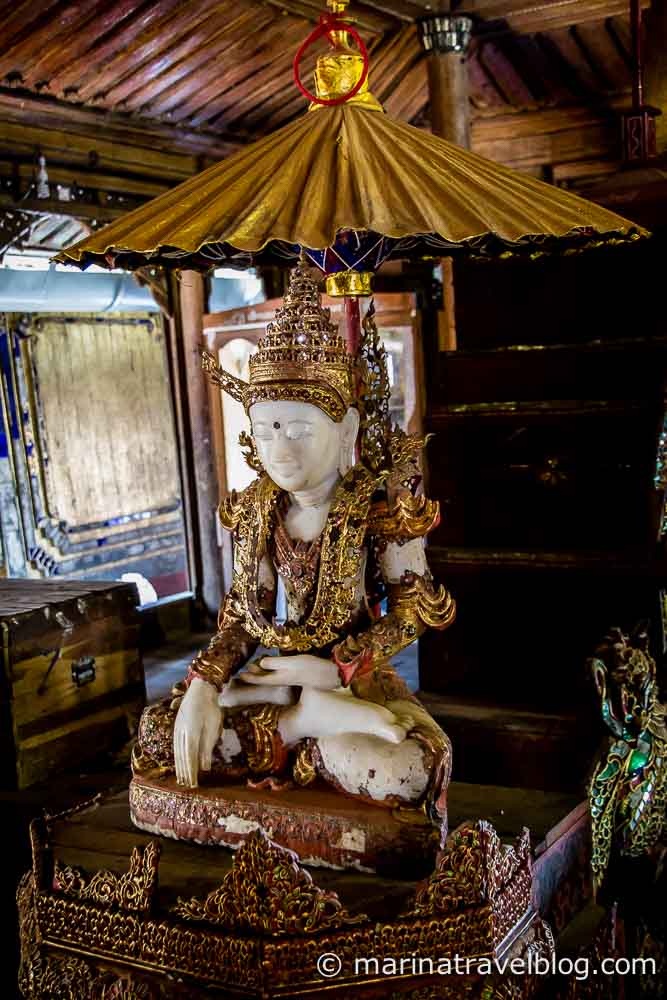 Озеро Инле: монастырь 19 века Шве Ян Пьяй (Shwe Yan Pyay)