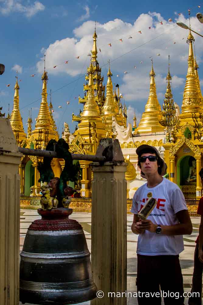 Пагода Шведагон (Shwedagon Paya) в Янгоне, Мьянма