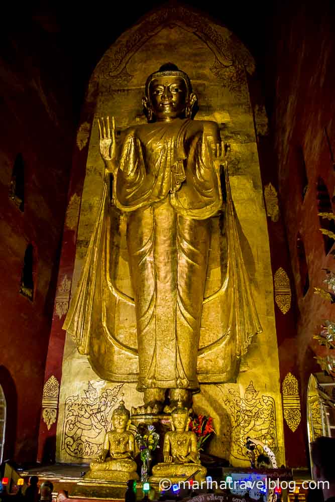 Баган интерьер храма