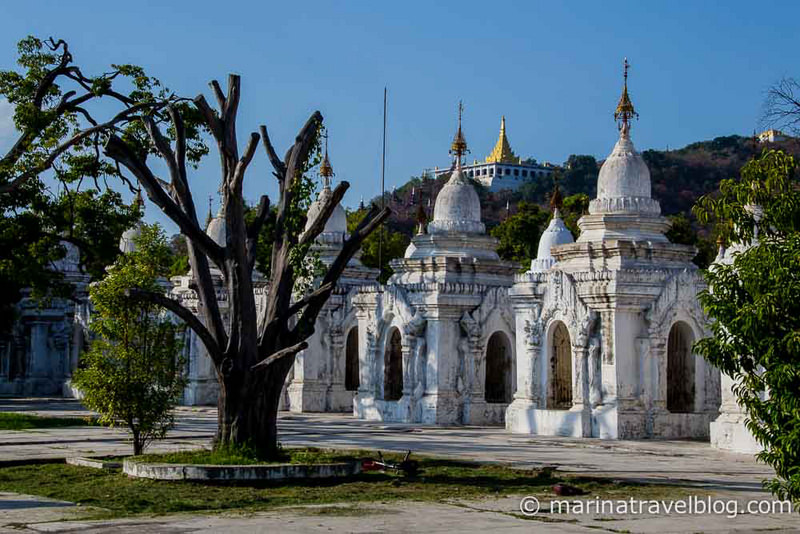 Мьянма: пагода Кутодав в Мандалае (Kuthodaw Pagoda)
