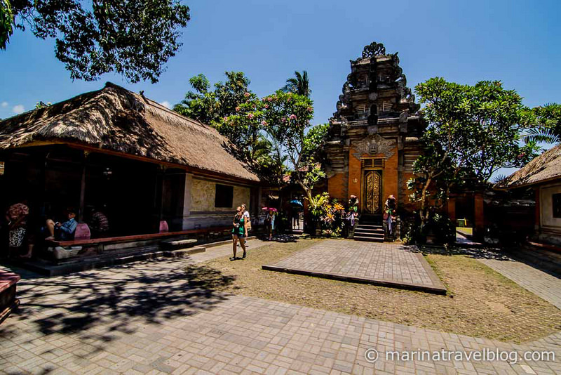 Бали Убуд музей Редана (Redana)