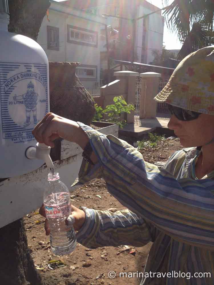 Мьянма: бесплатная вода