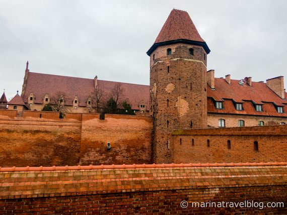 Замок мальборк в польше фото